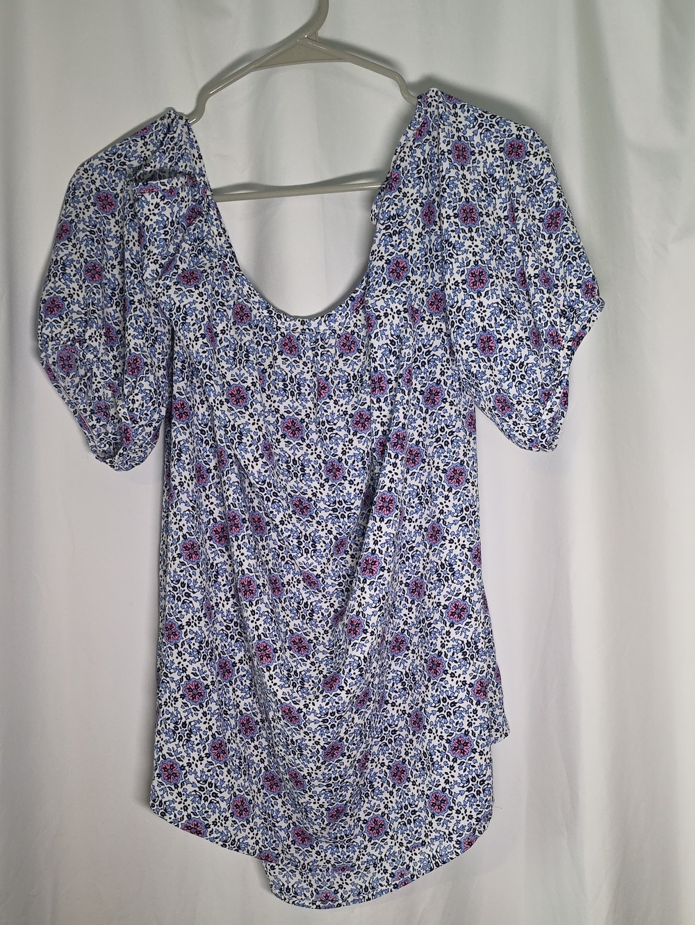 Le Lis White Floral Scoop Neck Top with Blue & Pink Motifs